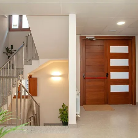 Hostal Casa De Colonies Casa Pare Coll