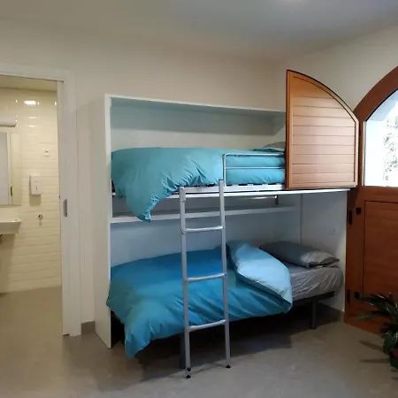 Auberge de jeunesse Casa De Colonies Casa Pare Coll